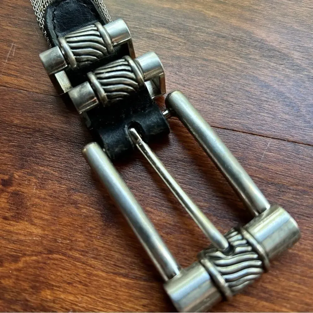 Vintage Silver Mesh Belt with a bit of Black Leather, Super Cool and Unique - Picture 4 of 14